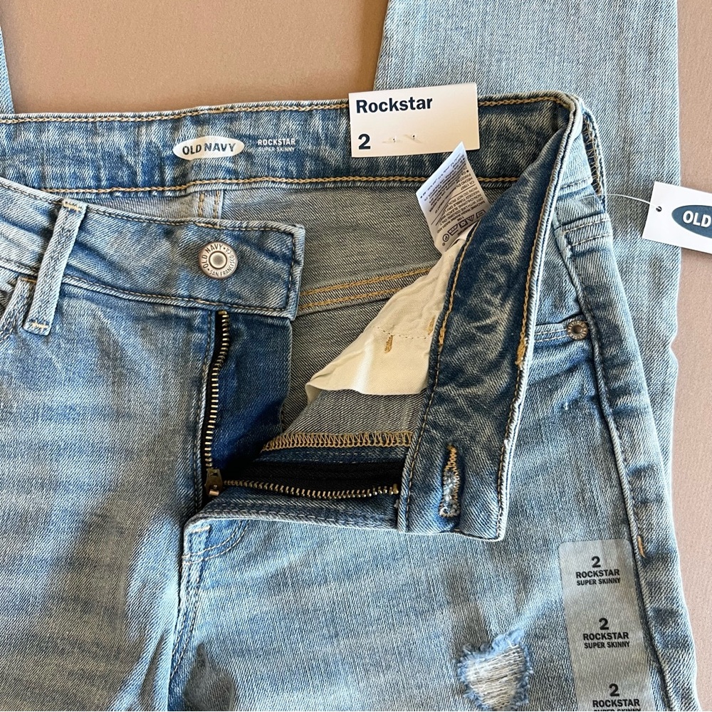 Old Navy Rockstar Patchwork Lightwash Skinny Jeans - Picture 5 of 8